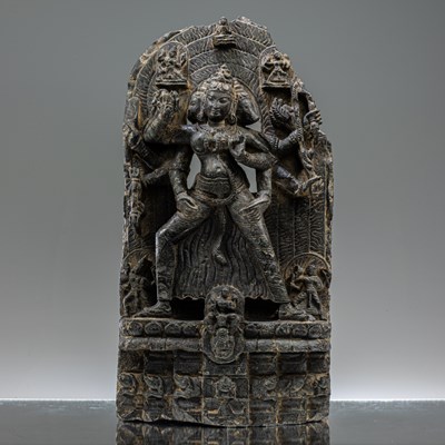 Lot 135 - STANDING MARICHI BLACK STONE INDIA 11TH CENTURY STYLE