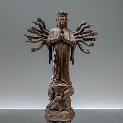 Lot 117 - STANDING GUAYNIN / AVALOKITESHVARA WOOD CARVED VEITNAM 18TH TO 19 CENTURY