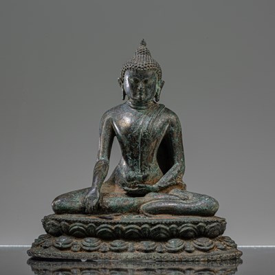 Lot 126 - SEATED PAGAN STYLE BRONZE BUDDHA 18TH CENTURY