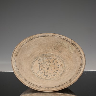 Lot 73 - (R) UNDERGLAZED THAILAND SAWANKHALOK POTTERY BOWL