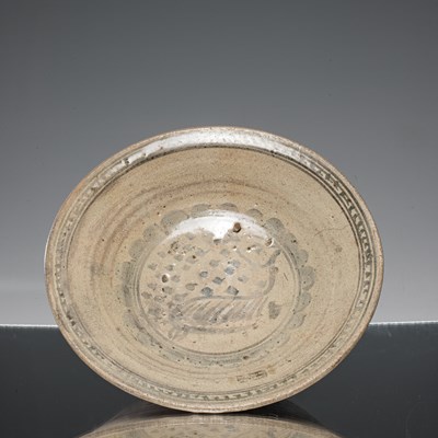 Lot 67 - (R) UNDERGLAZED THAILAND SAWANKHALOK POTTERY BOWL