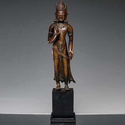 Lot 33 - STANDING BRONZE PARTIAL GILT PADMAPANI 17TH CENTURY NEPAL REVIVAL