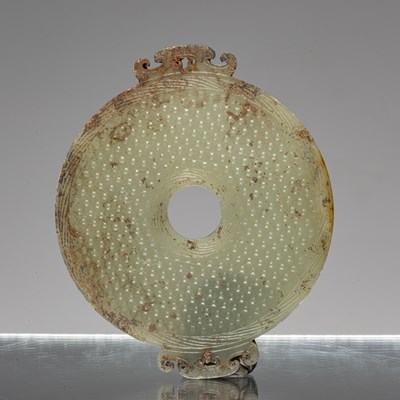 Lot 198 - JADE BI DISC WITH GRAIN STRIPES HAN DYNASTY (202BC - 220AD)