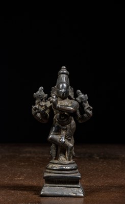 Lot 204 - STANDING KRISHNA VENUGOPAL SOUTH-INDIA 16TH CENTURY