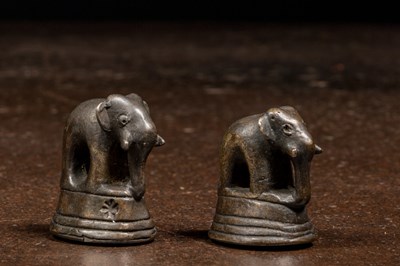 Lot 105 - PAIR OF ELEPHANTS PROBABLY OPIUM WEIGHTS LAOS 19TH CENTURY