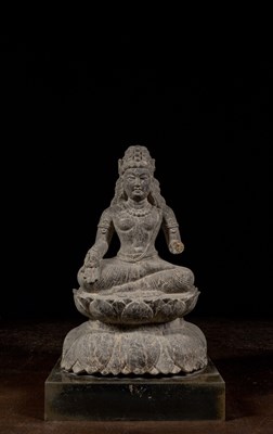 Lot 34 - SEATED STONE SWAT VALLEY BODHISATTVA 8TH CENTURY STYLE BUT LATER