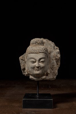 Lot 2 - NORTHERN QI MARBLE HEAD 6TH CENTURY CHINA