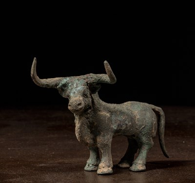 Lot 12 - STANDING BRONZE OX CHINA 6TH CENTURY