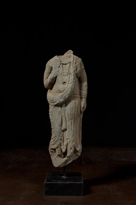 Lot 30 - STANDING STONE TORSO OF A BODHISATTVA GANDHARA 4TH CENTURY