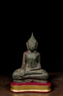 Lot 101 - VERY HEAVY SEATED BRONZE BUDDHA THAILAND 17TH CENTURY