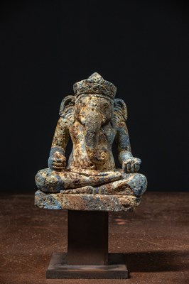 Lot 143 - A FIGURE OF SEATED GANESHA AZULIT AND MALACHIT 12TH CENTURY ANGKOR WAT PERIOD KHMER EMPIRE