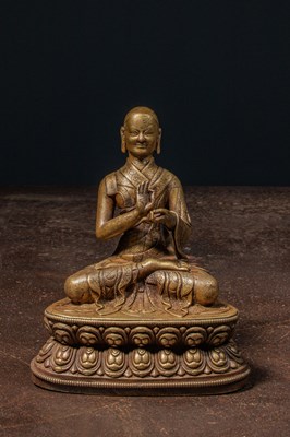 Lot 35 - FANTASTIC SEATED BRONZE LAMA TIBET 15TH CENTURY