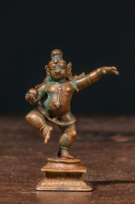 Lot 122 - DANCING BRONZE KRISHNA INDIA 15TH CENTURY