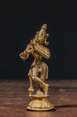 Lot 231 - KRISHNA PLAYING THE FLUTE INDIA 17TH CENTURY