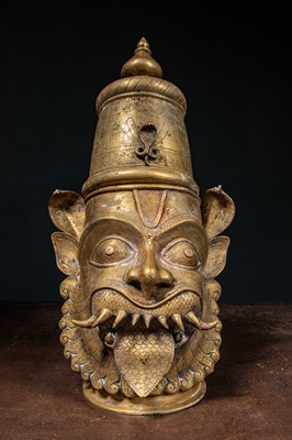 Lot 157 - NARASHIMA BRONZE HEAD INDIA 18TH CENTURY