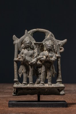 Lot 102 - DONOUR FIGURES BRONZE INDIA 12TH CENTURY
