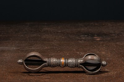Lot 111 - BRONZE VAJRA TIBET 16TH CENTURY WITH COPPER AND IRON INLAYS