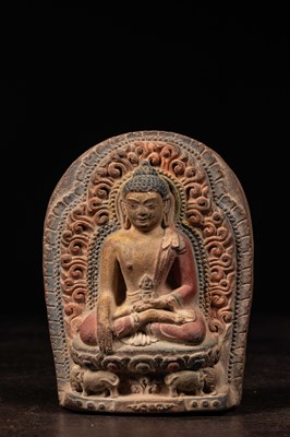 Lot 116 - CLAY TSA TSA DEPICTING BUDDHA AKSHOBYA TIBET 19TH CENTURY