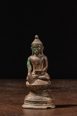 Lot 22 - (R) SEATED BRONZE BUDDHA BIRMA 17TH CENTURY