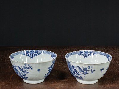 Lot 4 - (R) PAIR OF CHINESE BLUE AND WHITE PORCELAIN BOWL KANGXI PERIOD (1662-1722) CHINA