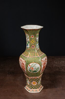 Lot 67 - (R) A LARGE FAMILLE VERTE HEXAGONAL VASE WITH DRAGON AND FLORAL PANELS