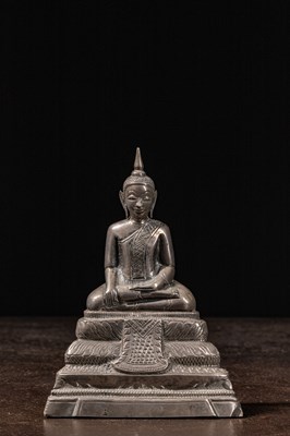 Lot 99 - (R) SILVER ALLOY SEATED BUDDHA WITH INSCRIPTION LAOS APPROX 1900