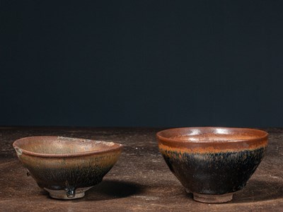 Lot 34 - (R) A PAIR OF TEMMOKU BOWLS FUJIAN PROVINCE 11TH CENTURY NORTHERN SONG DYNASTY CHINA