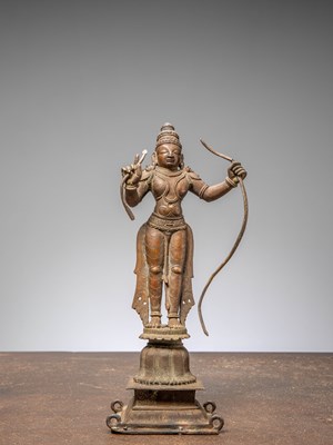Lot 303 - A STANDING BRONZE RAMA HOLDING A BOW, INDIA, 17TH CENTURY