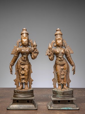 Lot 371 - BHU DEVI AND SHRI DEVI BRONZE, INDIA, 16TH CENTURY