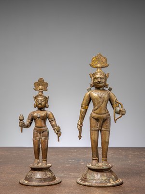 Lot 360 - A STANDING PAIR OF RAMA AND SITA, BRONZE, INDIA 17TH CENTURY