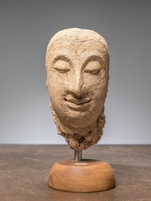 Lot 405 - (R) A THAI STUCCO HEAD, AYUTTHYA PERIOD, 18TH CENTURY