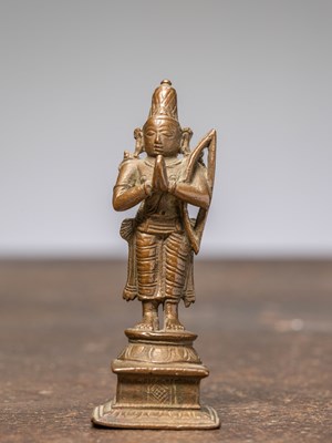 Lot 369 - A DELICATE STANDING BRONZE STATUE OF RAMA, INDIA, 18TH CENTURY