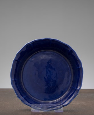 Lot 113 - A SAPPHIRE-BLUE GLAZED STONE-EDGED WASHER, XUANDE PERIOD, CHINA, MING DYNASTY