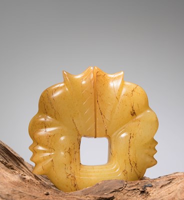 Lot 202 - A YELLOW JADE ORNAMENT, NORTHEAST CHINA, HONGSHAN CULTURE