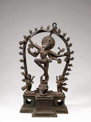 Lot 332 - DANCING SHIVA