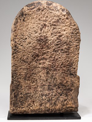 Lot 358 - BUDDHA ON THRONE SURROUNDED BY TORANA