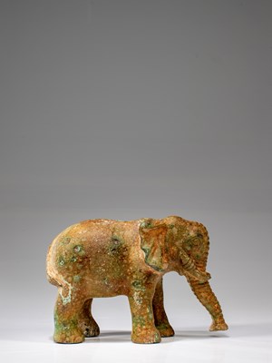 Lot 185 - ELEPHANT