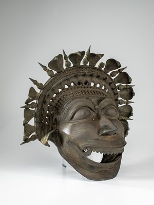 Lot 123 - BHUTA MASK JUMADI