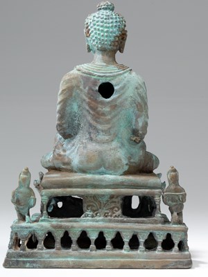 Lot 305 - SEATED GANDHARA STYLE BRONZE BUDDHA 1950'S