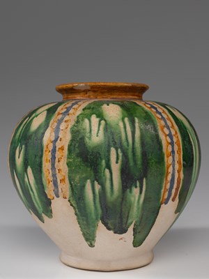 Lot 102 - SAN CAI JAR