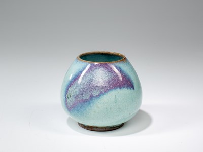 Lot 190 - PORCELAIN JAR