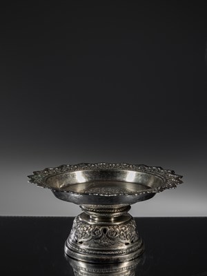 Lot 97 - SILVER STAND