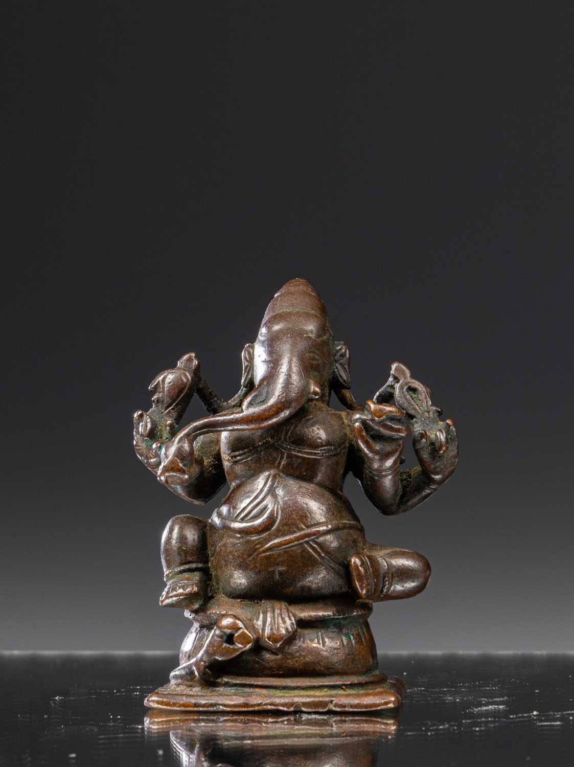 Lot 46 - GANESHA