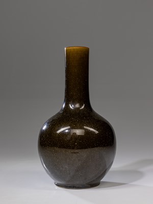 Lot 36 - (R) Brown bulbous long neck vase