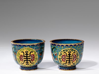 Lot 91 - TWO CHINESE CLOISONNE CUPS 19TH CENTURY