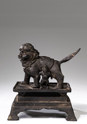 Lot 52 - INCENSE BURNER IN LION SHAPE