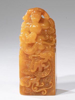 Lot 190 - SEAL BY DENG SHIRU (1743-1805)