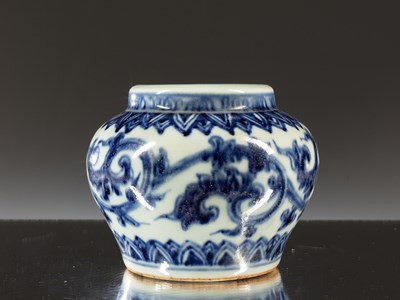 Lot 228 - BLUE AND WHITE JAR
